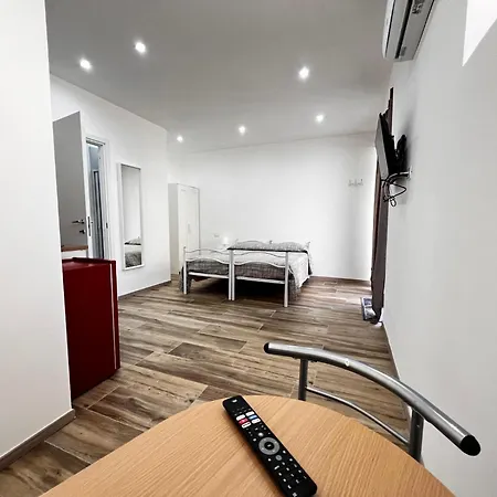Paolessi House Apartment